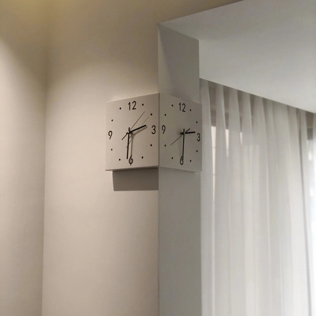 Limited Edition Sensor LED Time Wall Double Corner Clock White Metal 27 x 27 x 27 cm