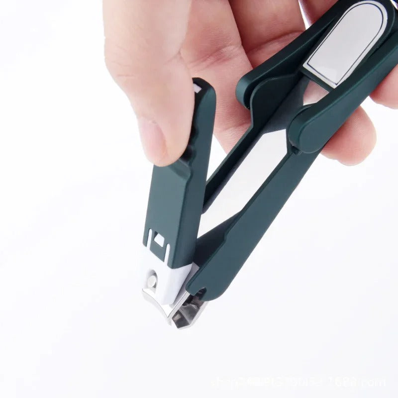 Nail Clipper with Zoom Magnifying Glass